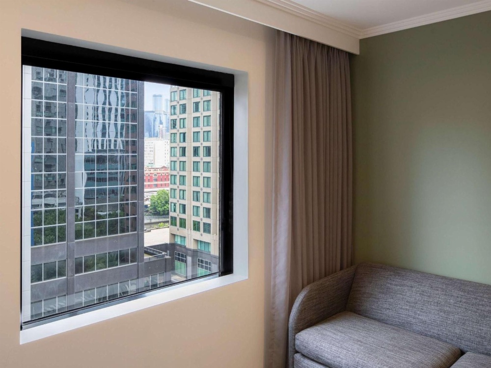 Mercure Melbourne Southbank Main image